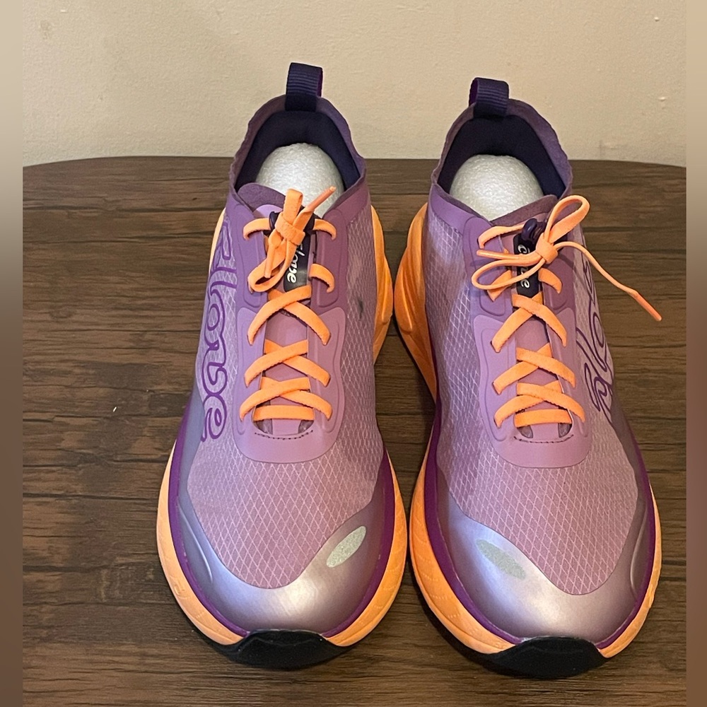 Clove Supercush Sneakers women’s 9 men’s7.5 Purple/ Orange